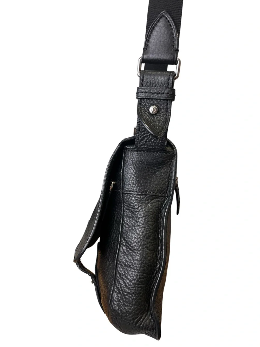 TUMI Black Pebbled Leather Flap Crossbody Bag Adjustable Strap 8x9